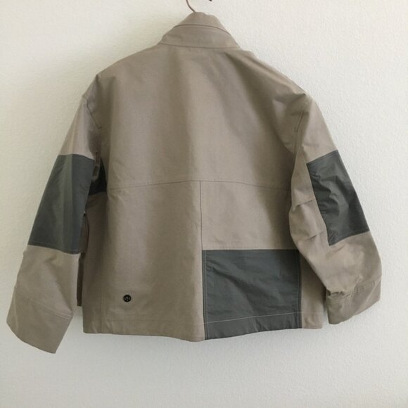 LULULEMON Gathering Storm Short Jacket Womens Size 4 Waterproof Windproof Beige - Picture 12 of 16